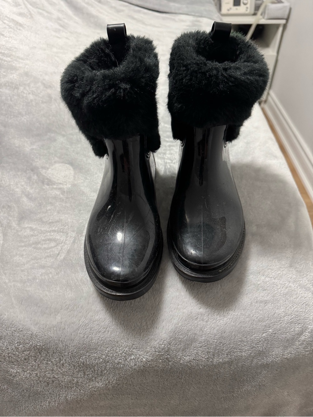Michael Kors Black Glossy Rain Ankle Boots with Faux-Fur Cuff